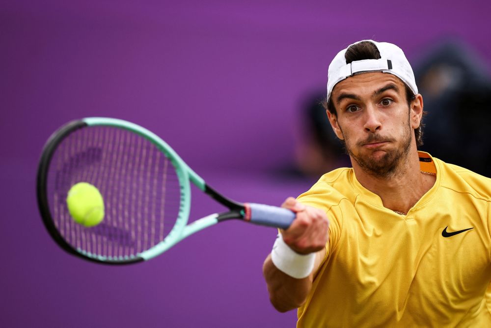 通过乔科维 通过乔科维