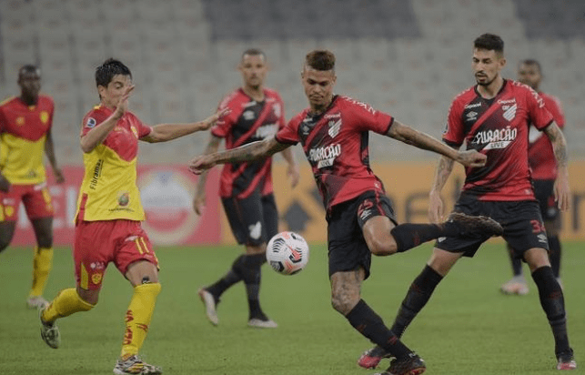 高球队在客 高球队在客