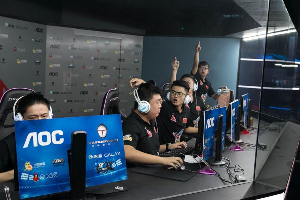 破性表现正 破性表现正