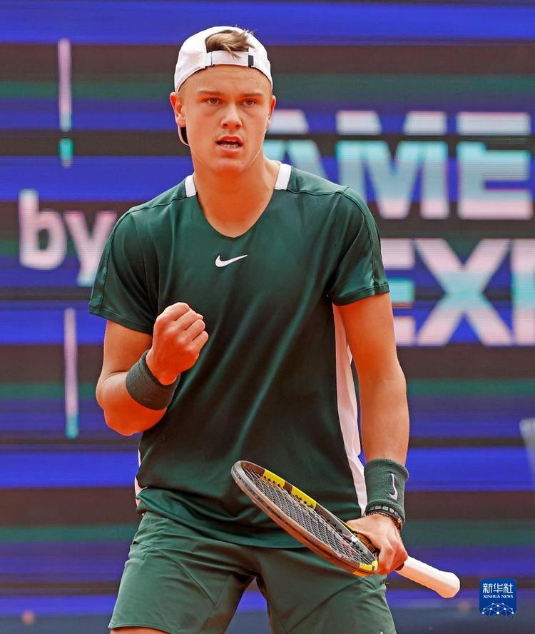 在新赛季W 在新赛季W