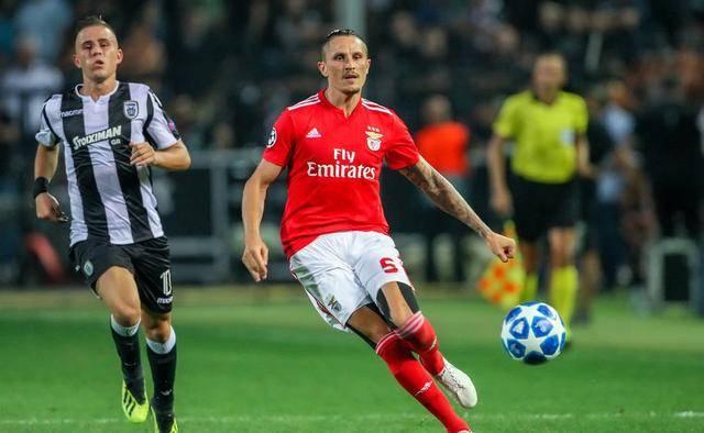 赛背景下 赛背景下