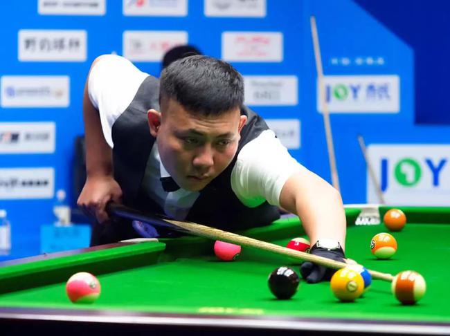 与全球受众 与全球受众